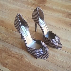 Steve Madden Bronze /brown Heels sz 6 1/2 (#s21)